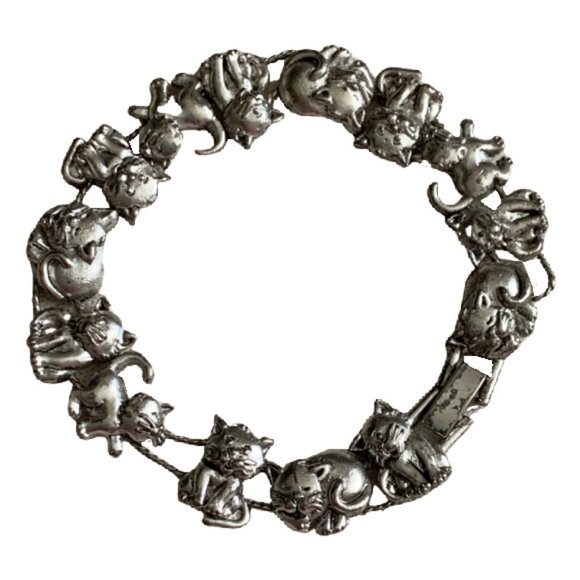 Silvertone Cat Slider Charm Bracelet - Picture 1 of 3